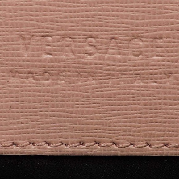 ❌ SOLD DO NOT BUY! Versace Pink Medusa Crossbody Bag - Picture 4 of 8